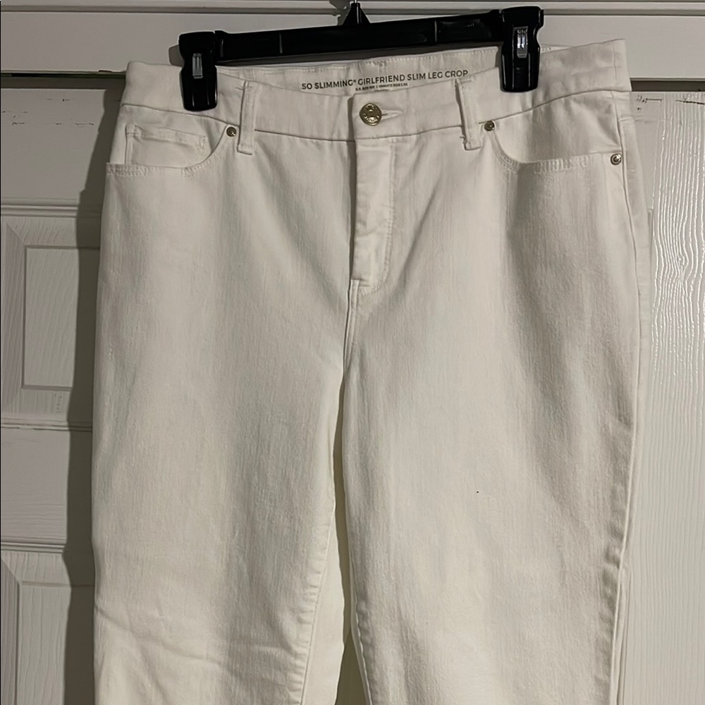 Chico’s So Slimming Girlfriend Slim Leg White Crop Jeans.